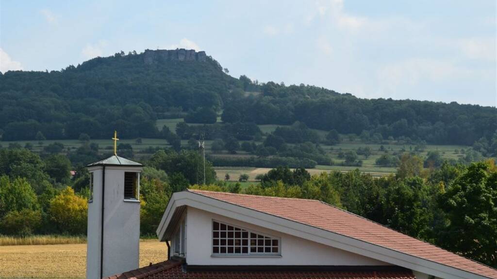 Wohnung zur Miete 695 € 4 Zimmer 89 m² frei ab 01.08.2026 Bad Staffelstein 96231