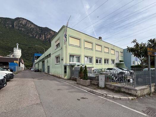 Lagerhalle zum Kauf 325.000 € via del Vigneto 17 Bolzano 39100