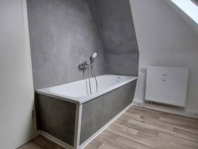 Wohnung zur Miete 500 € 3 Zimmer 66 m² Dachgeschoss, 2. Geschoss Suhl Suhl 98529