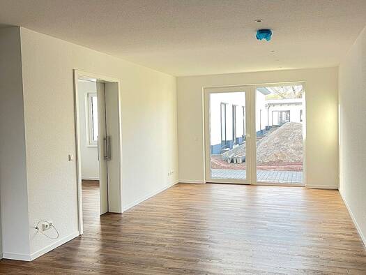 Wohnung zur Miete 861 € 2 Zimmer 57,4 m² EG Hedersleben 06458