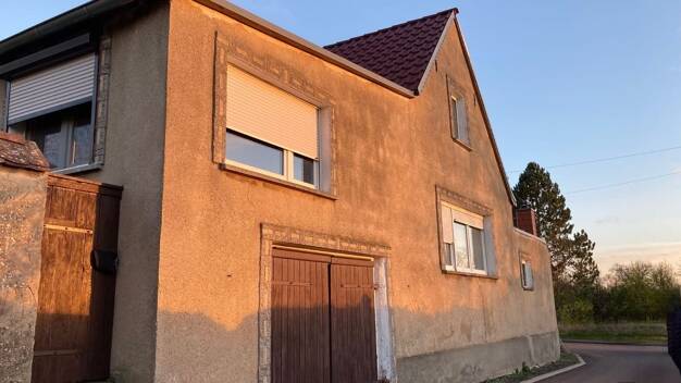 Doppelhaushälfte zum Kauf 40.000 € 5 Zimmer 120 m² 254 m² Grundstück Dreileben Wanzleben-Börde 39164