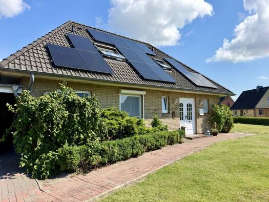 Einfamilienhaus zum Kauf 369.000 € 5 Zimmer 139 m² 1.048 m² Grundstück Wesselburen 25764