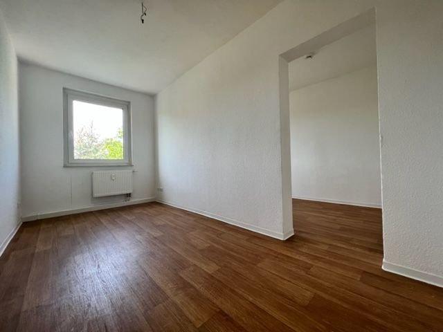 Wohnung zur Miete 462 € 4 Zimmer 70 m²<br/>Wohnfläche 2.<br/>Geschoss 01.01.2025<br/>Verfügbarkeit Nadelwehrring 33 Wohnkomplex 6 Eisenhüttenstadt 15890