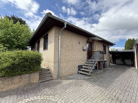 Einfamilienhaus zum Kauf 364.000 € 5 Zimmer 178 m² 370 m² Grundstück Syke Syke 28857