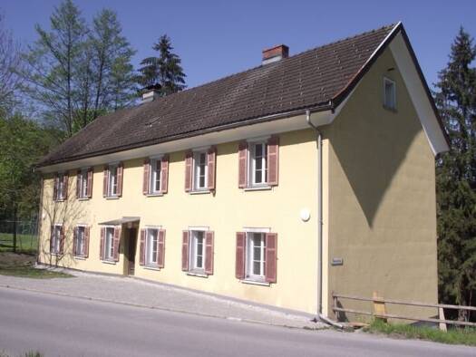 Sonstiges zum Kauf als Kapitalanlage geeignet 1.500.000 € 13 Zimmer 378,7 m² 1.196 m² Grundstück Frastanz 6820