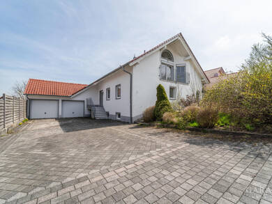 Einfamilienhaus zum Kauf 650.000 € 8 Zimmer 180 m² 762 m² Grundstück Frontenhausen Frontenhausen 84160