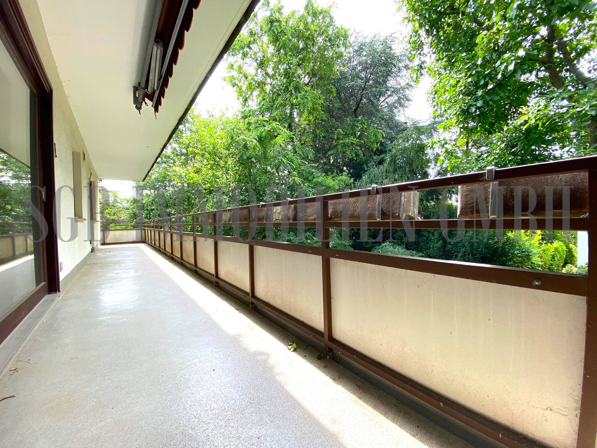 Property thumbnail 9