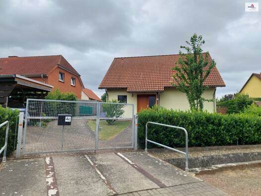 Einfamilienhaus zum Kauf 180.000 € 6 Zimmer 107 m² 624 m² Grundstück frei ab 01.03.2027 Ermsleben Falkenstein/Harz 06463