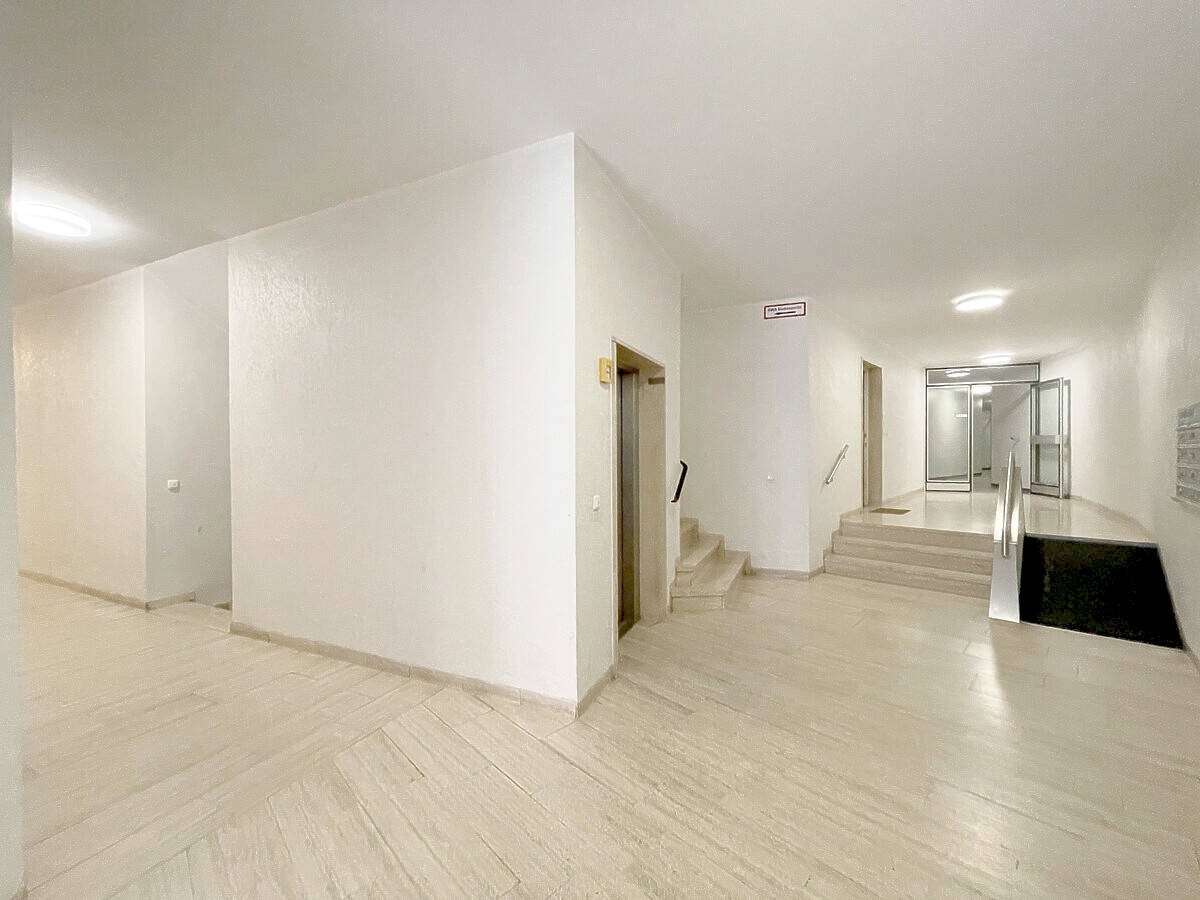 Property thumbnail 6