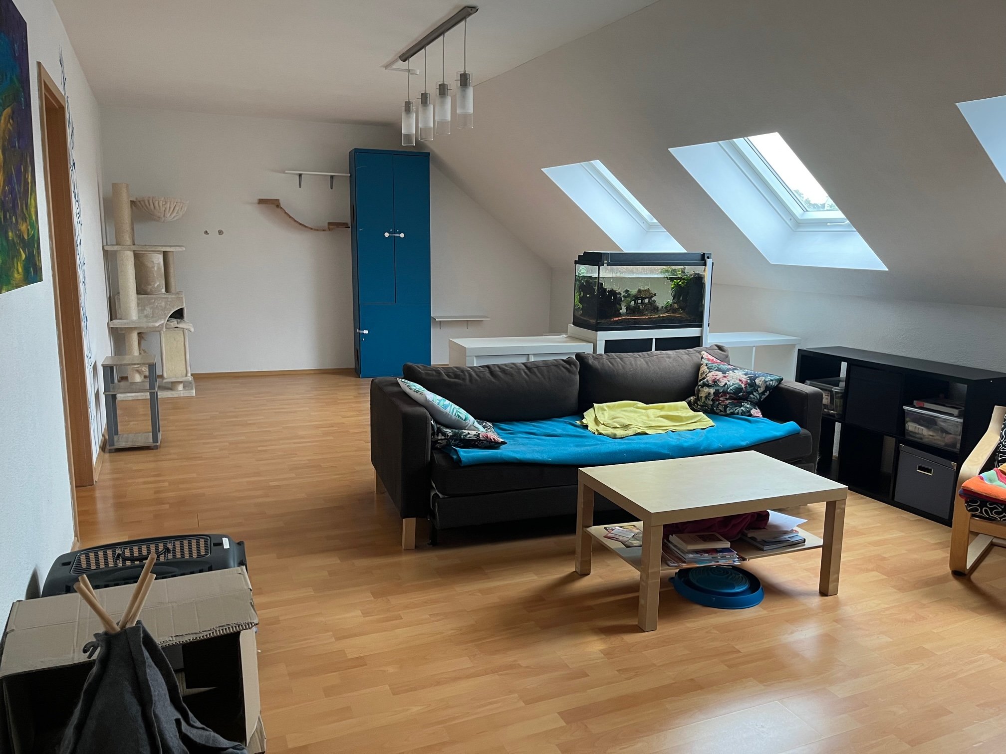 Wohnung zur Miete 990 € 3,5 Zimmer 108 m²<br/>Wohnfläche 2.<br/>Geschoss 01.12.2024<br/>Verfügbarkeit Rottendorf 97228