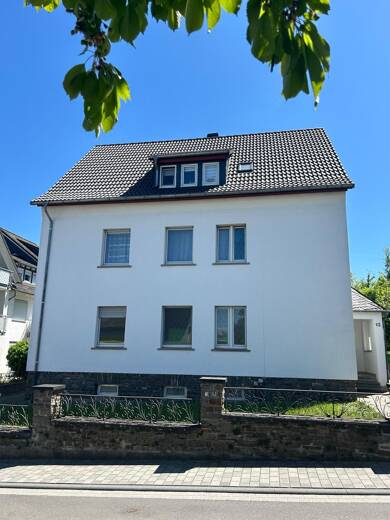Wohnung zur Miete 1.000 € 3 Zimmer 65 m² Dachgeschoss, 3. Geschoss frei ab 01.08.2025 Friedrich-Back-Straße 12 Kastellaun 56288