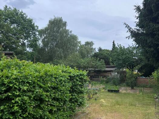 Grundstück zum Kauf provisionsfrei 91.740 € 834 m² Grundstück frei ab sofort Ströbitz Cottbus 03046