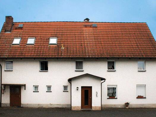 Bauernhaus zum Kauf 299.000 € 10 Zimmer 130 m² 3.963 m² Grundstück Langenhessen Werdau 08412