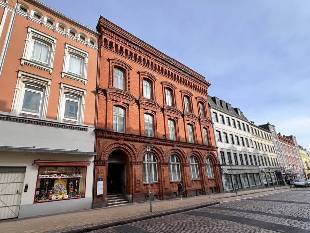 Gewerbeobjekt zum Kauf provisionsfrei als Kapitalanlage geeignet 845.000 € 897 m² 321 m² Grundstück Altstadt Altstadt 24937