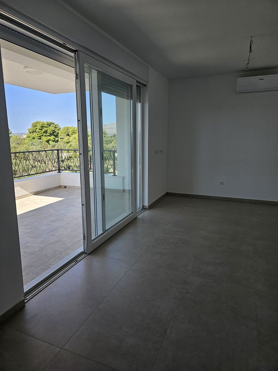 Wohnung zum Kauf 350.000 € 5 Zimmer 80 m²<br/>Wohnfläche Tepli bok, Okrug Hrvatska, 21220 Okrug Gornji