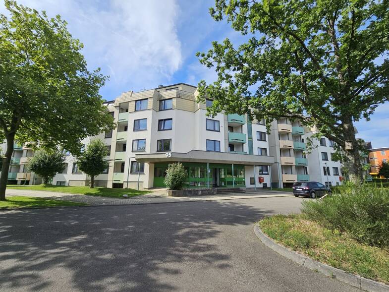 Studio zum Kauf 100.000 € 2 Zimmer 32 m² 2. Geschoss Tarforst Trier 54296