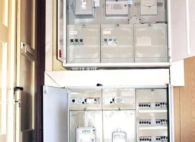 Mehrfamilienhaus zum Kauf 210.000 € 6 Zimmer 190 m² 1.450 m² Grundstück frei ab sofort Dippoldiswalde 01744