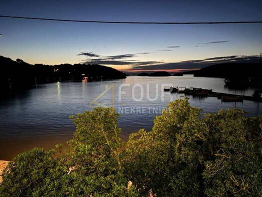 Haus zum Kauf 1.390.000 € 14 Zimmer 420 m² Supetarska Draga, Rab Rab