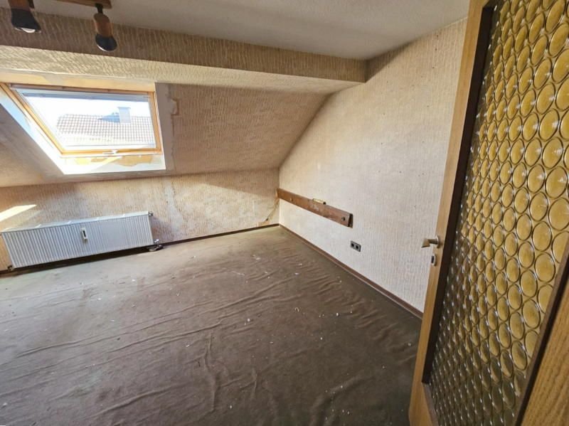 Mehrfamilienhaus zum Kauf 248.000 € 11 Zimmer 282 m²<br/>Wohnfläche 275 m²<br/>Grundstück Nördl. Stadtgeb. - Hauptbhf-Bunker Hil Pirmasens 66953