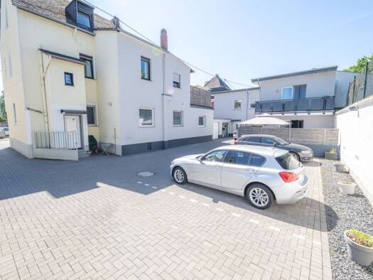 Mehrfamilienhaus zum Kauf 879.500 € 11 Zimmer 403 m² 646 m² Grundstück Weißenthurm 56575