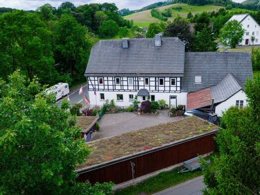 Haus zum Kauf 590.000 € 12 Zimmer 355,1 m² 1.771 m² Grundstück Visbeck Meschede 59872