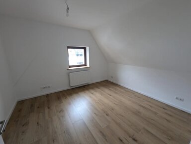 Wohnung zum Kauf provisionsfrei 126.000 € 3 Zimmer 79 m² frei ab sofort Frankfurter Str. Bad Vilbel Bad Vilbel 61118