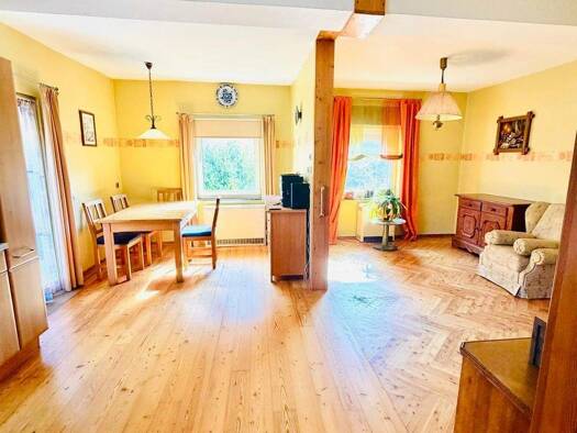 Einfamilienhaus zum Kauf 149.000 € 4 Zimmer 200 m² 180 m² Grundstück frei ab sofort Grabenstraße 8 Enkirch 56850