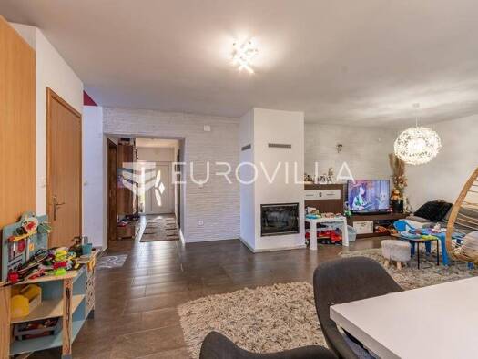 Einfamilienhaus zum Kauf - Erstbezug 260.000 € 3 Zimmer 254 m² Bartolovec Trnovec 42202