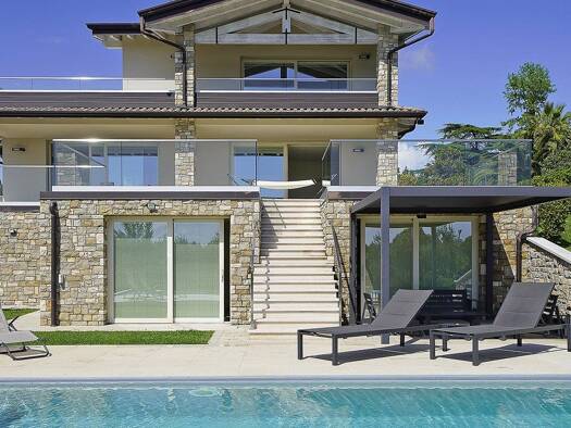 Haus zum Kauf 2.100.000 € 327 m² 3.000 m² Grundstück Moniga del Garda 25080