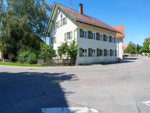 Mehrfamilienhaus zum Kauf 295.000 € 7 Zimmer 182 m² 340 m² Grundstück Ratzenried Argenbühl 88260