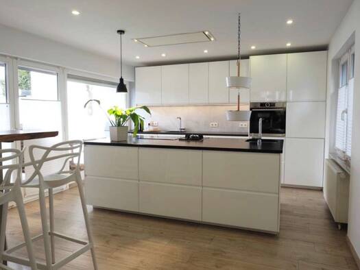 Terrassenwohnung zur Miete 1.990 € 3,5 Zimmer 112 m² Geschoss 1/1 frei ab 01.05.2026 Rösrath 51503