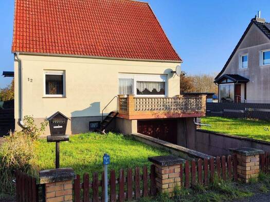 Einfamilienhaus zum Kauf 280.000 € 5 Zimmer 120 m² 500 m² Grundstück frei ab sofort An der Gärtnerei 12 Altefähr 18573