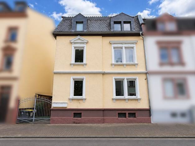 Mehrfamilienhaus zum Kauf 895.000 € 9 Zimmer 191,6 m² 187 m² Grundstück Heddernheim Nord-West 60439