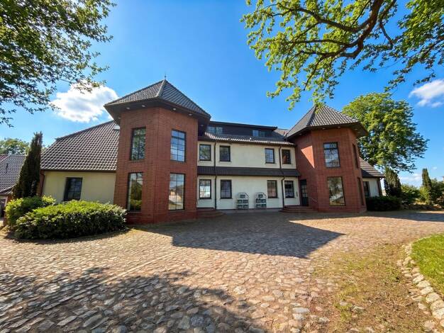 Wohnung zum Kauf 179.000 € 3 Zimmer 84,4 m² Geschoss 1/998 frei ab sofort Sembzin Klink 17192