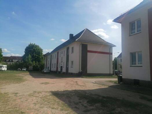 Wohnung zur Miete 440 € 3 Zimmer 71,9 m² frei ab sofort Ernst-Thälmann-Straße 6 Perleberg 19348