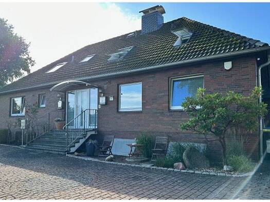 Mehrfamilienhaus zum Kauf 745.000 € 13 Zimmer 337 m² 1.056 m² Grundstück Stickenbüttel Cuxhaven 27476