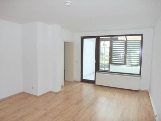 Terrassenwohnung zur Miete 489 € 3 Zimmer 82 m² EG Moritz-Ostwalt-Straße 19 Meerane 08393