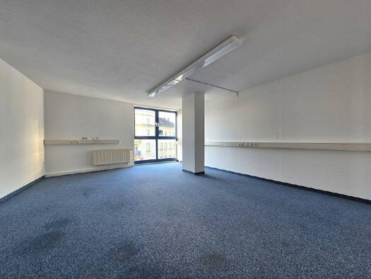 Bürofläche zur Miete provisionsfrei 5 € 108 m² Bürofläche Coswig 01640