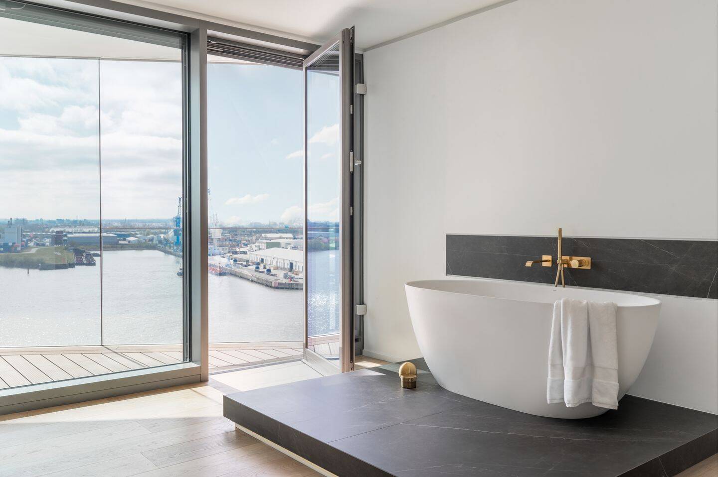 Property thumbnail 25