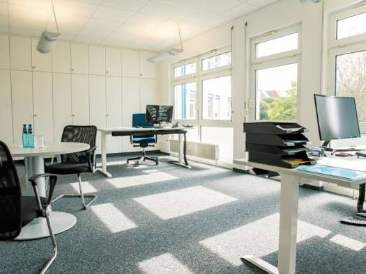 Bürofläche zur Miete provisionsfrei 6,10 € 180 m² Bürofläche teilbar von 18 m² bis 180 m² Behla Hüfingen 78183