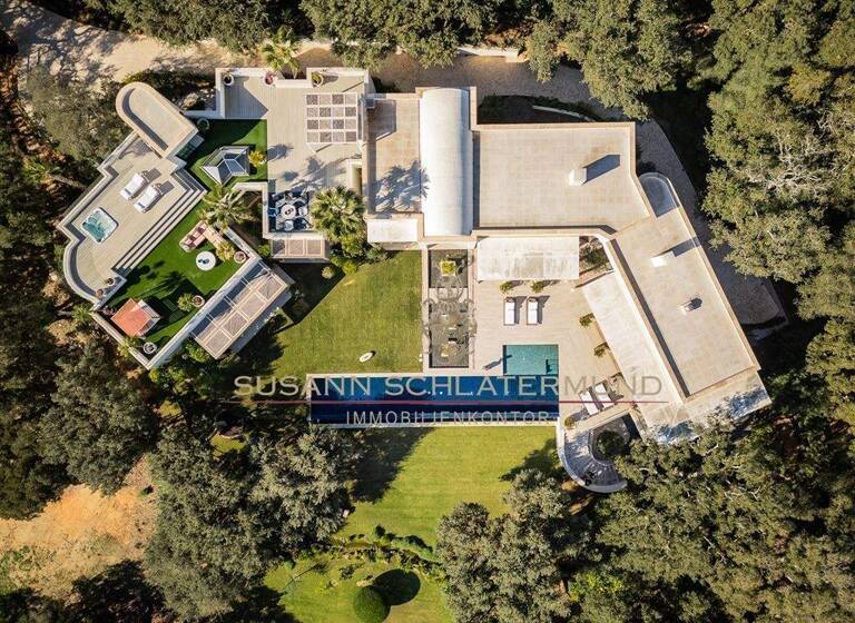 Villa zum Kauf provisionsfrei 5.950.000 € 10 Zimmer 824 m² 3.376 m² Grundstück Sotogrande 11360