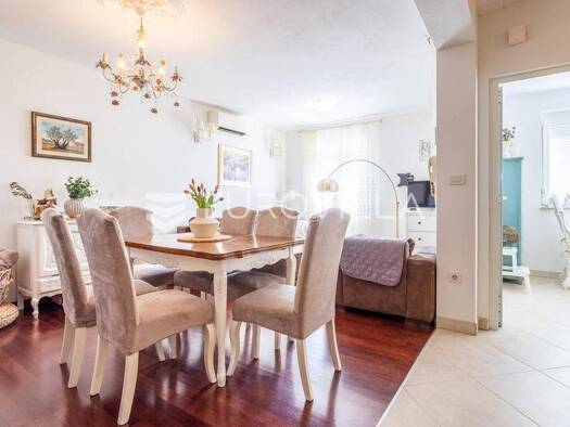 Wohnung zum Kauf 390.000 € 2 Zimmer 89 m² 3. Geschoss Dragovode Split 21000