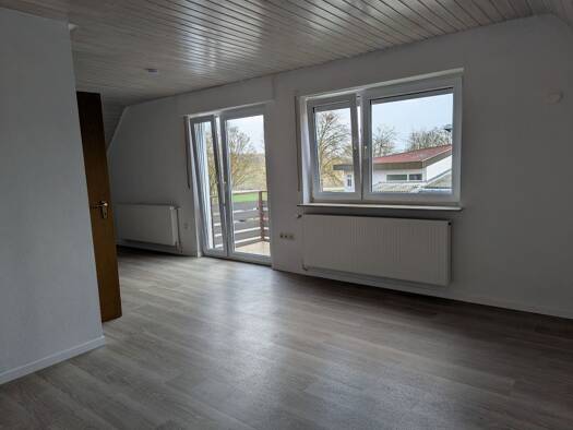 Wohnung zur Miete 650 € 3 Zimmer 62 m² frei ab sofort Gröningen Satteldorf 74589