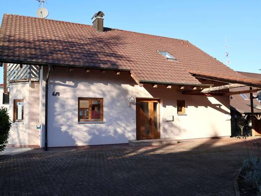 Einfamilienhaus zur Miete 1.950 € 5 Zimmer 150 m² frei ab sofort Wollbach Kandern 79400