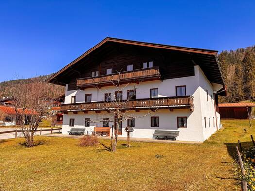Bauernhaus zum Kauf 1.190.000 € 11 Zimmer 334 m² 21.898 m² Grundstück Entfelden Reit im Winkl 83242