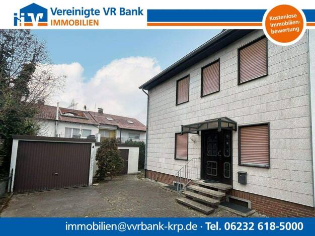 Einfamilienhaus zum Kauf 370.000 € 7 Zimmer 131 m² 443 m² Grundstück frei ab sofort Ketsch 68775