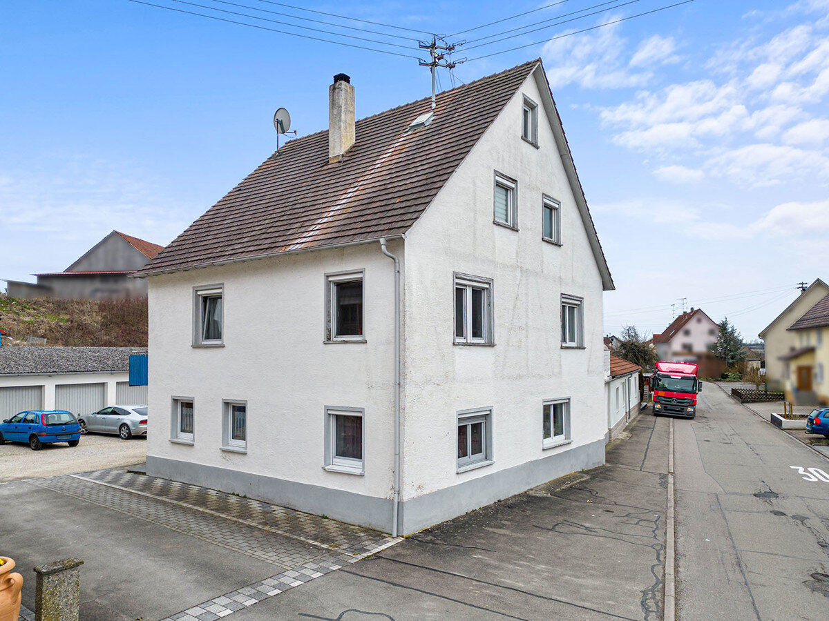 Mehrfamilienhaus zum Kauf 380.000 € 11 Zimmer 288 m²<br/>Wohnfläche 553 m²<br/>Grundstück Scheer Scheer 72516