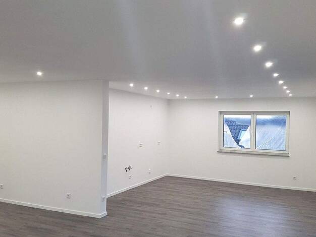 Wohnung zur Miete 1.100 € 3 Zimmer 101 m² 2. Geschoss frei ab 01.02.2026 Heuchelheim 35452