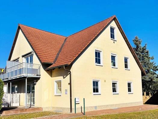 Doppelhaushälfte zum Kauf 429.000 € 8 Zimmer 154 m² 380 m² Grundstück frei ab sofort Aschach Freudenberg 92272