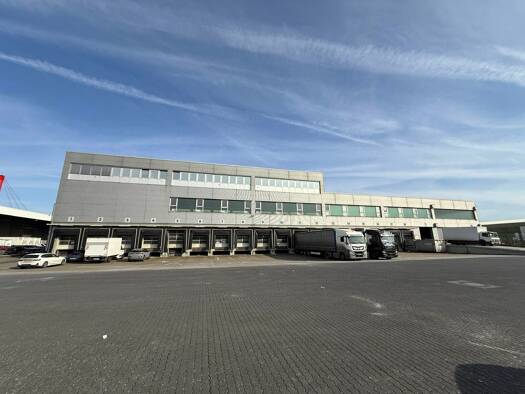 Lagerhalle zur Miete 22.000 m² Lagerfläche teilbar ab 4.000 m² Im Freihafen 9 Ruhrort Duisburg 47138